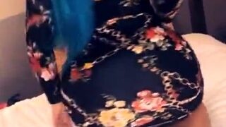 amateur vip ass masturbating on live webcam