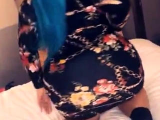 amateur vip ass masturbating on live webcam