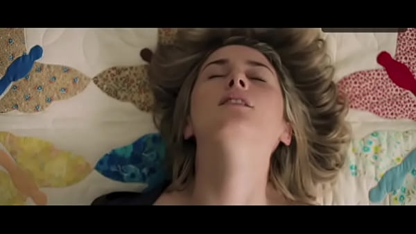 Addison Timlin Masturbating (Looped)