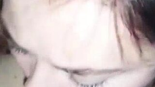 amateur blowjob cumshot finish in her mouth