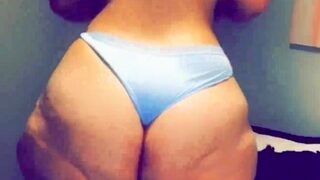 Amateur redhead MILF has facial