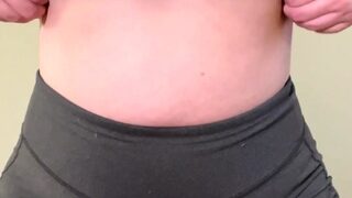 Amateur webcam girl masturbate big dildo