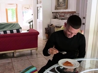 Amazing brunette young London Lynn getting nailed