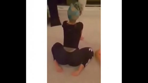 AMBER ROSE  TWERK COMPILATION 480p