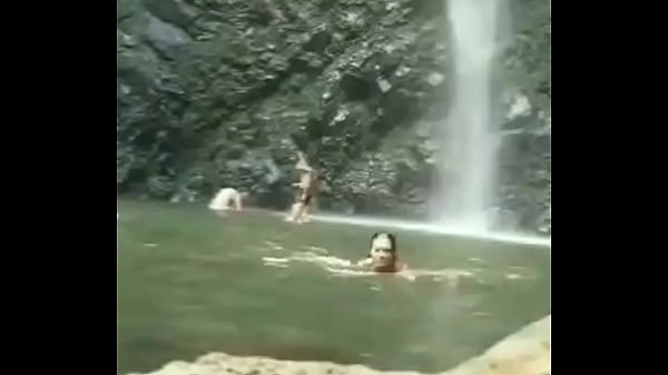 Amy Freeze camel toe