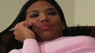 Beautiful bimbo is vibrator her erotic poon tang