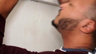 Beefy gloryhole robot bareback fucking black ass