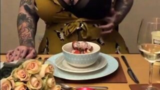 Big Boobs LauraHaze Doing Masturbation Slutcamzz