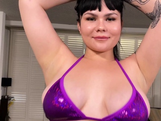 BJRAW Brynn Michaels makes mouth magic