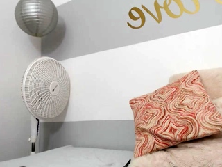 Chubby Brunette Big Boobs Dildo Masturbation