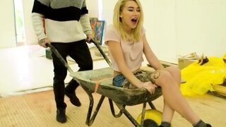 Colombian teen pussy fucked in a hotel room