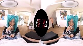 Cosplay All The Way: Sis Gets A Creampie