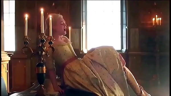 Elle Fanning Cunnlingus (Looped)