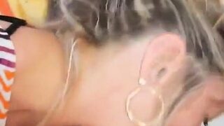 elle veut tous cette salope