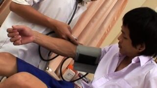 Examined Asian twink breeding with doctor until jizz shots