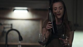 Flexible dyke seduces girlfriend with oralsex and fingering