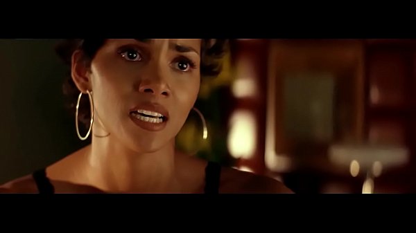 Halle Berry – Swordfish