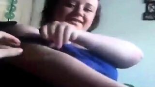 Handjob from Chubby Girlfriend
