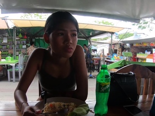 Hot Thai teen asks BF to feed her pussy