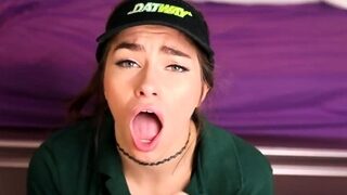 Hot webcam babe rides her toy