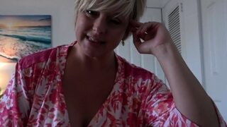 I need to fuck my busty stepmom to become a real man