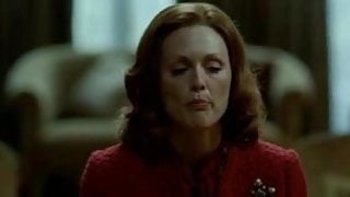 Julianne Moore giving a handjob