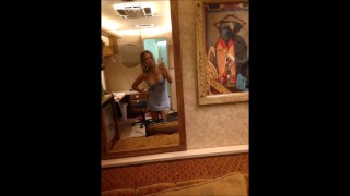 Kaley Cuoco Jerk off Challenge