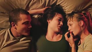 Klara Kristin dans Love