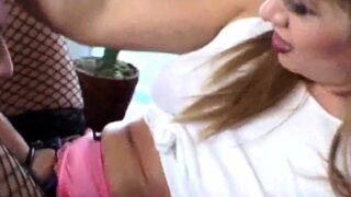 Lovely Lea Lexis gets filled up to an edge