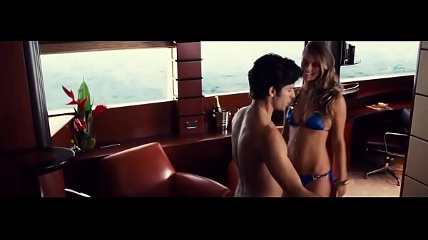 Nina Agdal and Noa Lindberg Entourage 2015