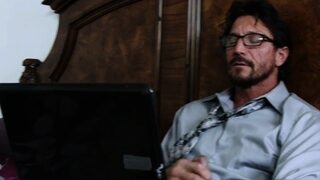 Real teen gets pussy jizzed