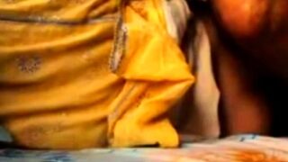 spying our Arab Mom riding a cock