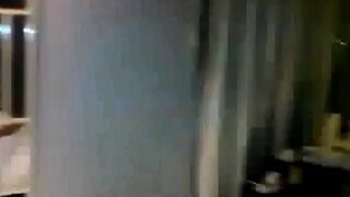 Video Bokep – Threesome sama tante di hotel