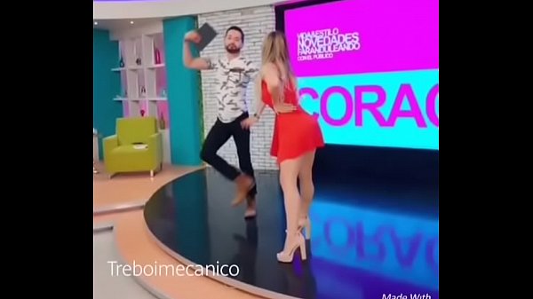 Famosa animadora de caracol se grabo masturbandose