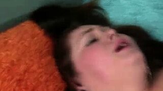 In this video, we have Jayden Heart spreading her huge fat