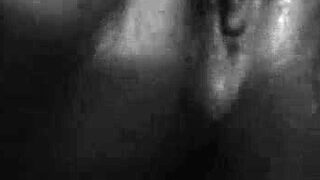 Amateur Webcam Anal Masturbation