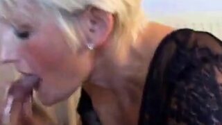 girl swallows for the first time