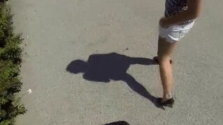 Glamour girlie Alice Smack cums again and again