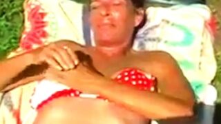 I masturbate in the garden during summer