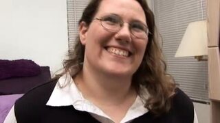 Nothing like watching this pretty plumper shed her