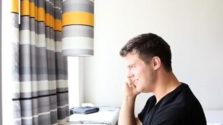 Tasty brunette babe Liona Bee enjoys her fuck experience