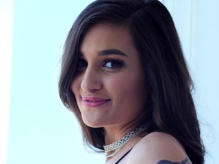 Tattooed Beauty Luna Lovely Receives A Dripping Creampie In