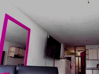 Monster Tool Nice Ebony T-Girl on Webcam